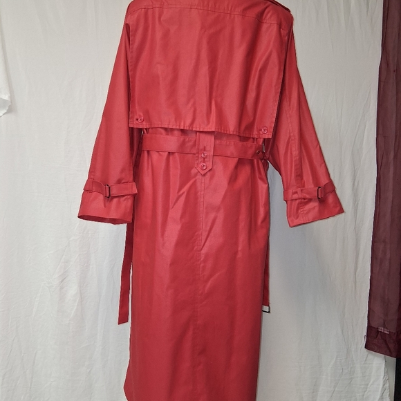 London Fog Vintage Vibrant Red Trench Coat Size 14 pet - Picture 15 of 17